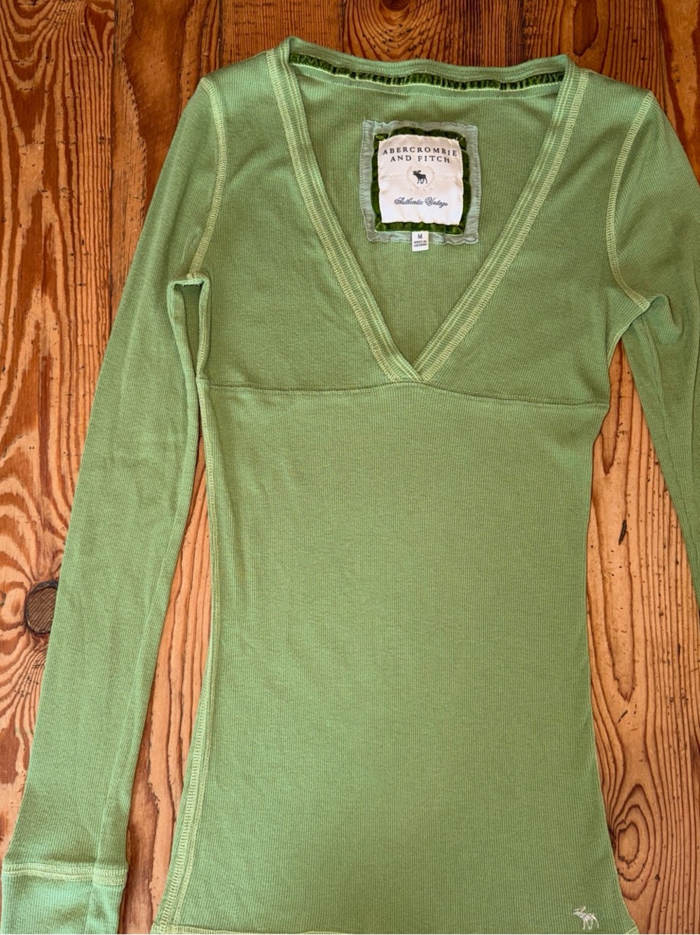 Abercrombie & Fitch Green Babydoll Long Sleeve V-Neck Top-Y2K-Vintage